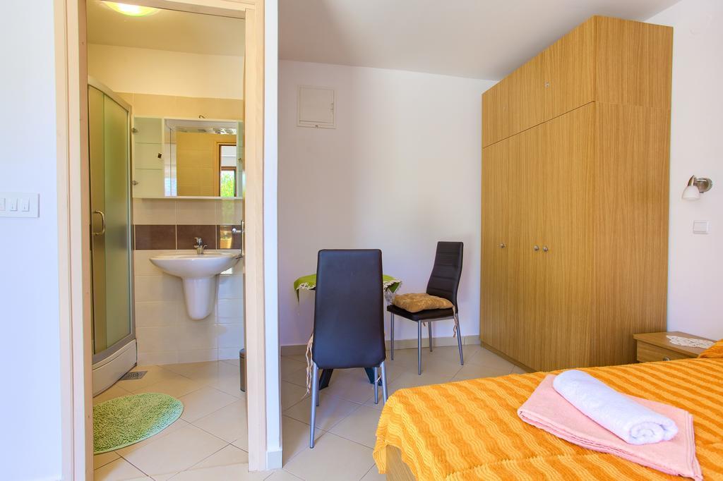 Nadija Studio Apartmani Крк Экстерьер фото